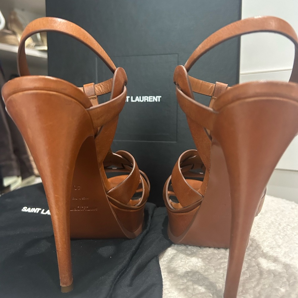 Saint Laurent Tribute Platform 105MM Sandal 
Size 40.  Worn twice - Picture 8 of 10